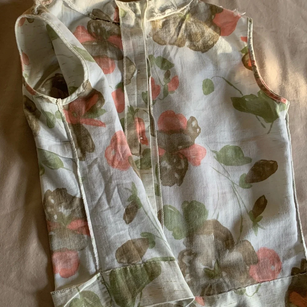 Women Vintage Floral sleeveless crop blouse shirt🌸 - Picture 10 of 12